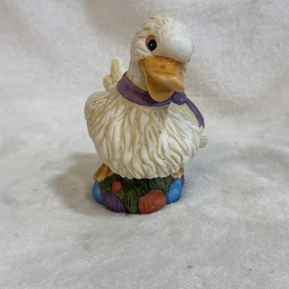Vintage‎ Pair Ceramic Duck Figurines Spring Pastel Decor Display Collectible